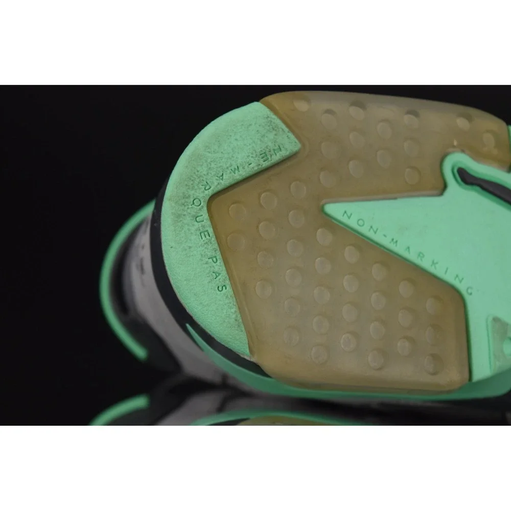 Jordan Air Jordan 6 Retro GG Kids 7.5Y Grey Green Glow 543390-005 Good Condition